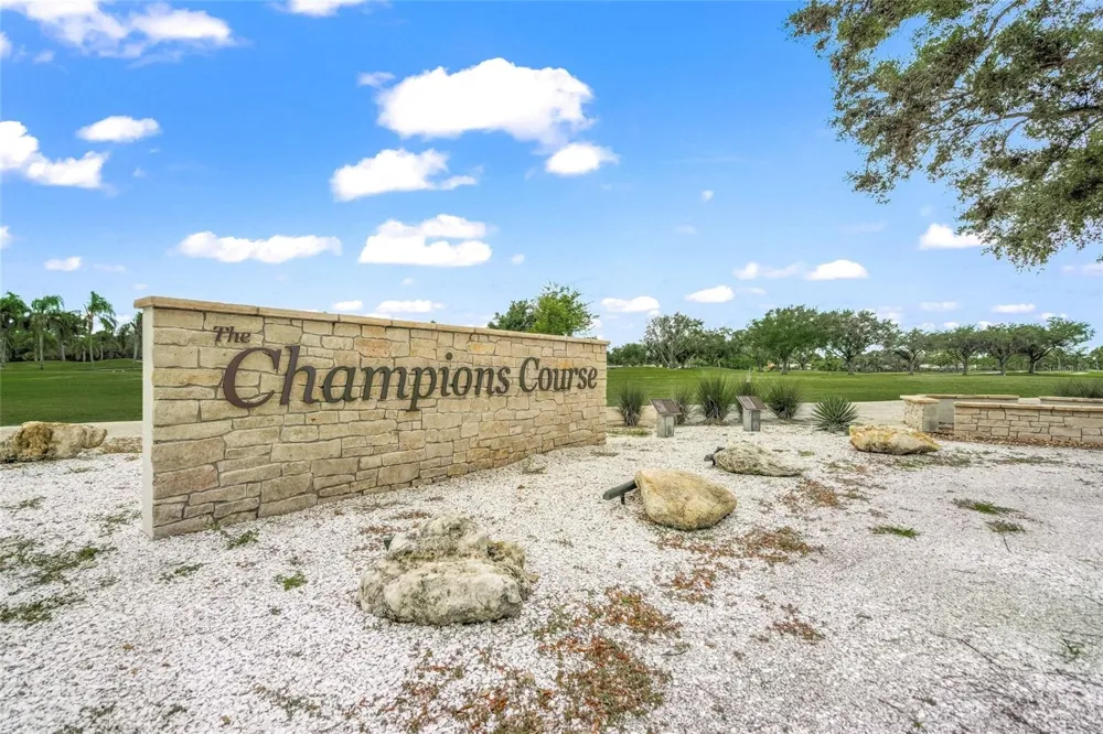 7193 W COUNTRY CLUB DRIVE #237 Sarasota, FL 34243