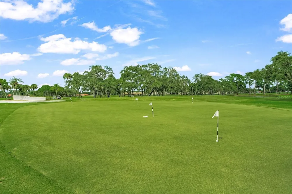 7193 W COUNTRY CLUB DRIVE #237 Sarasota, FL 34243