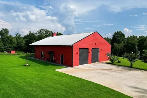 1625 Highway 29 S