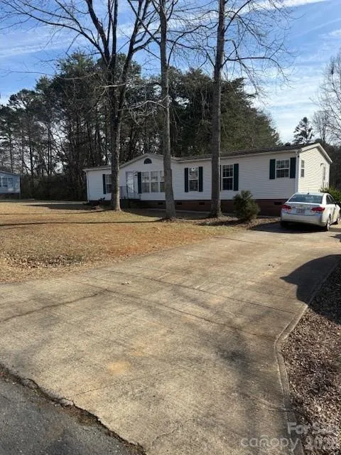 127 Knight N Gail Drive