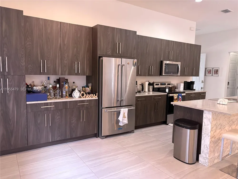 15062 SW 177th Ter Miami, FL 33187