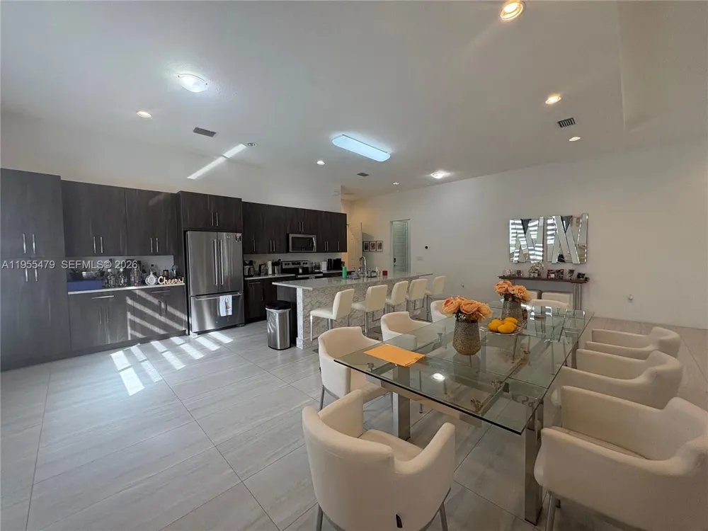 15062 SW 177th Ter Miami, FL 33187