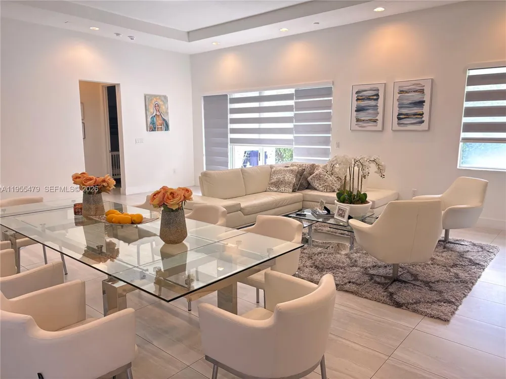 15062 SW 177th Ter Miami, FL 33187