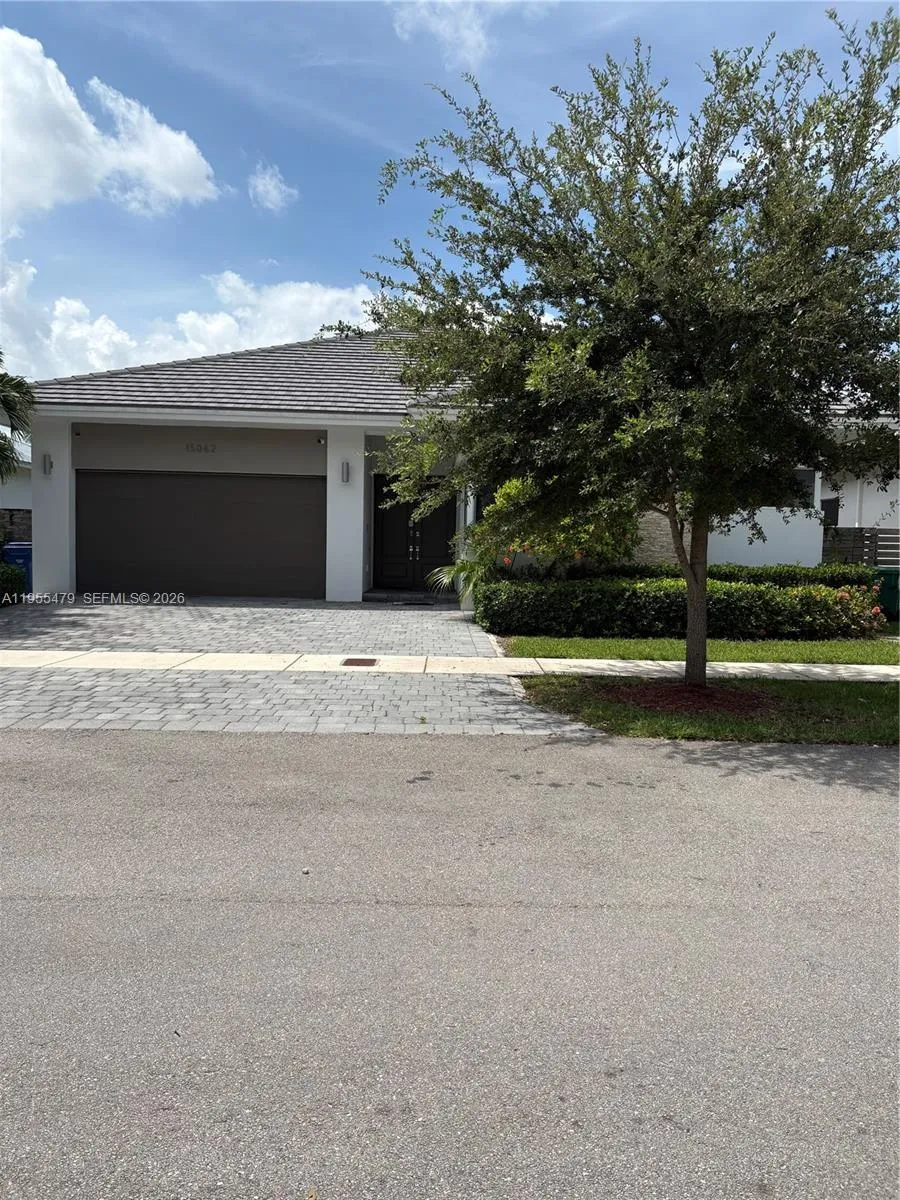 15062 SW 177th Ter Miami, FL 33187