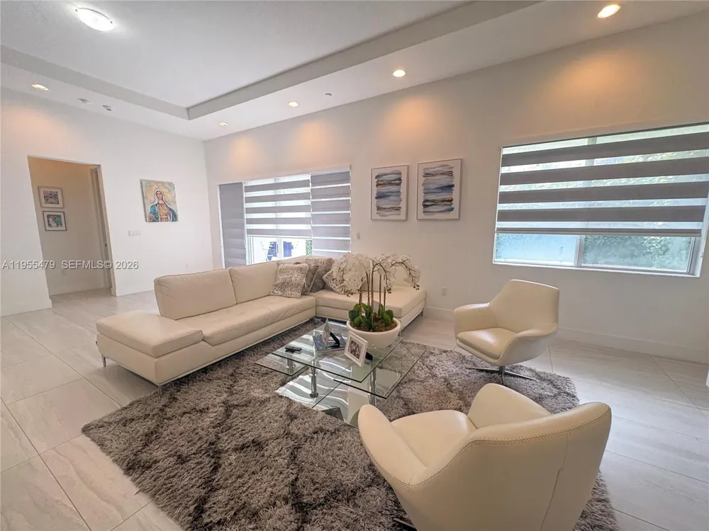 15062 SW 177th Ter Miami, FL 33187