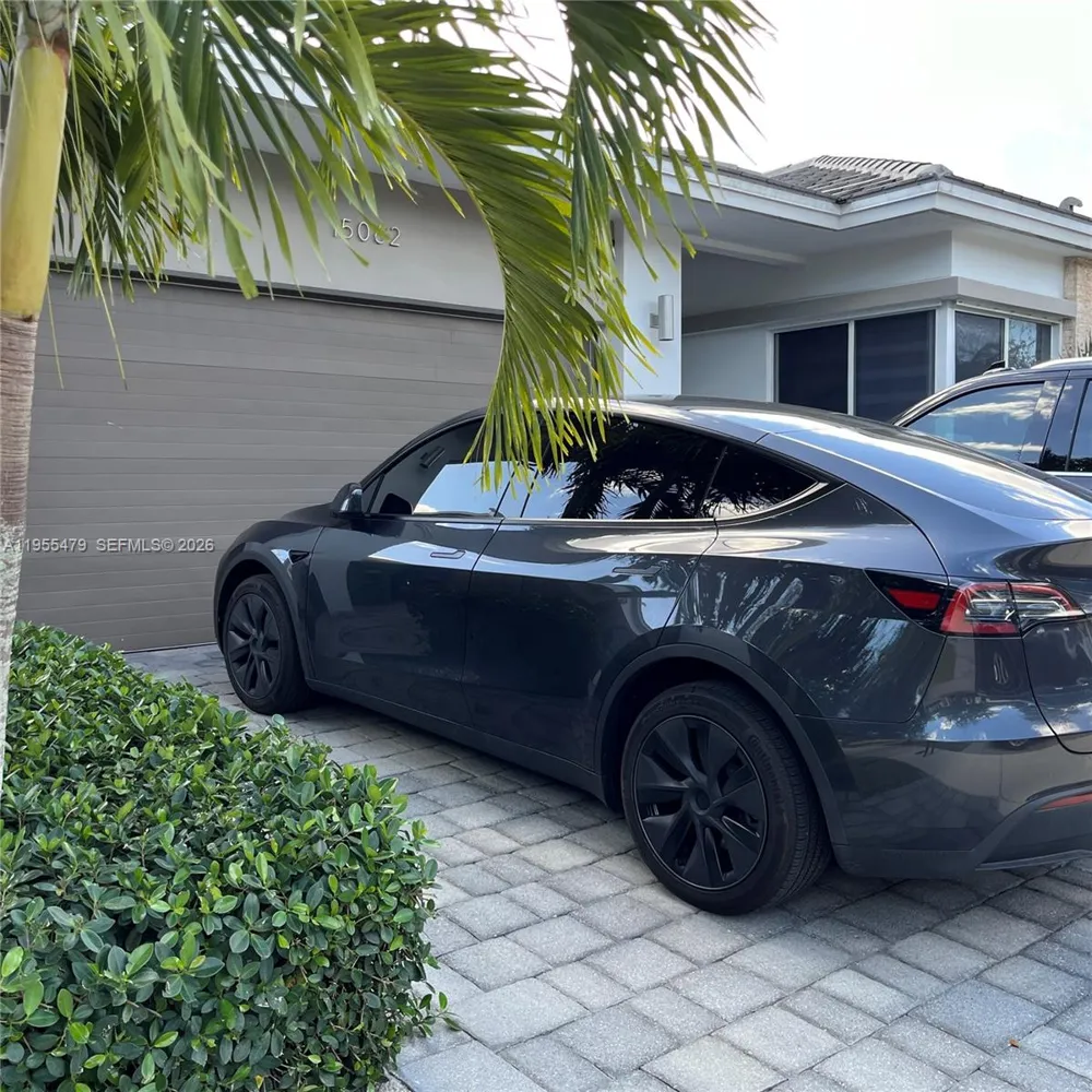 15062 SW 177th Ter Miami, FL 33187