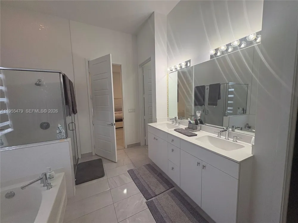 15062 SW 177th Ter Miami, FL 33187