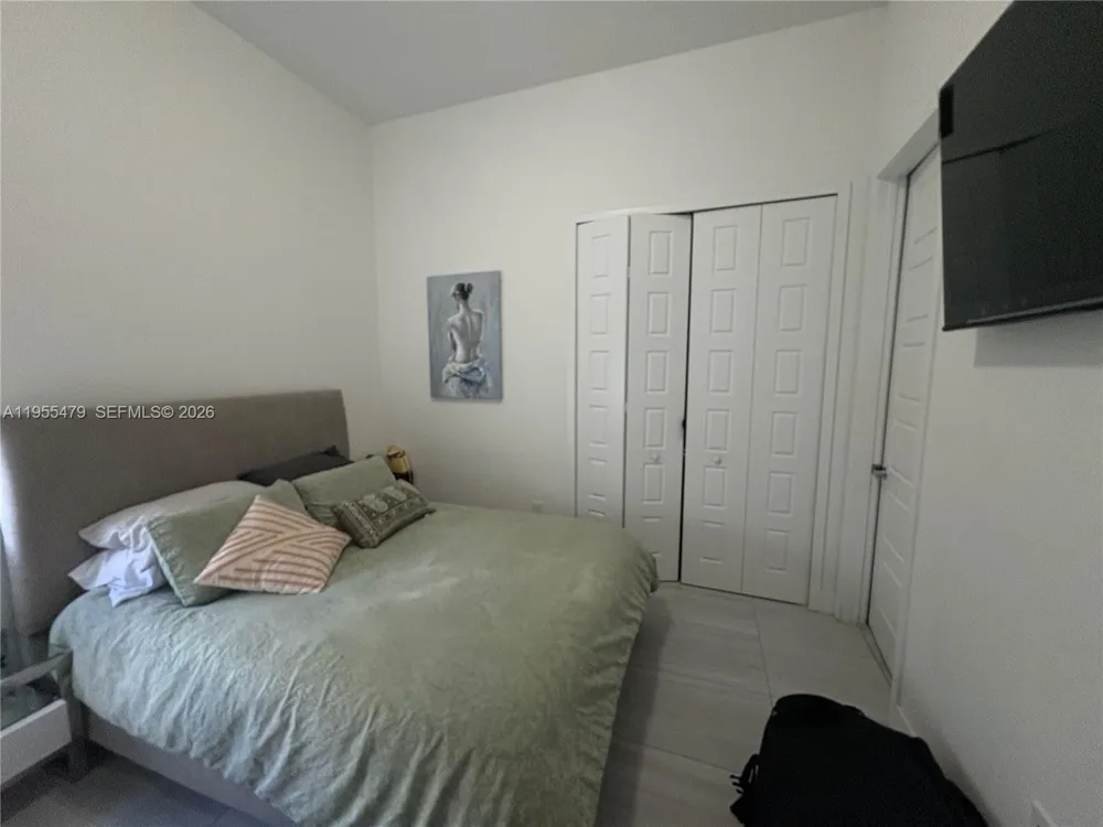 15062 SW 177th Ter Miami, FL 33187