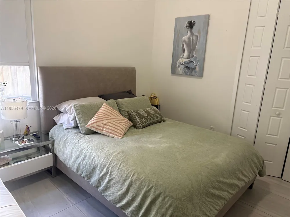 15062 SW 177th Ter Miami, FL 33187