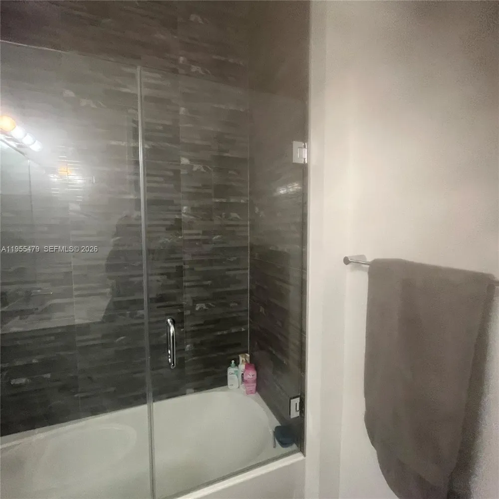 15062 SW 177th Ter Miami, FL 33187