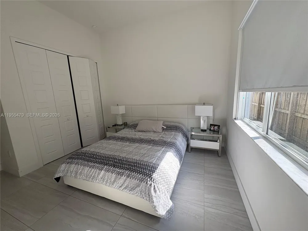 15062 SW 177th Ter Miami, FL 33187