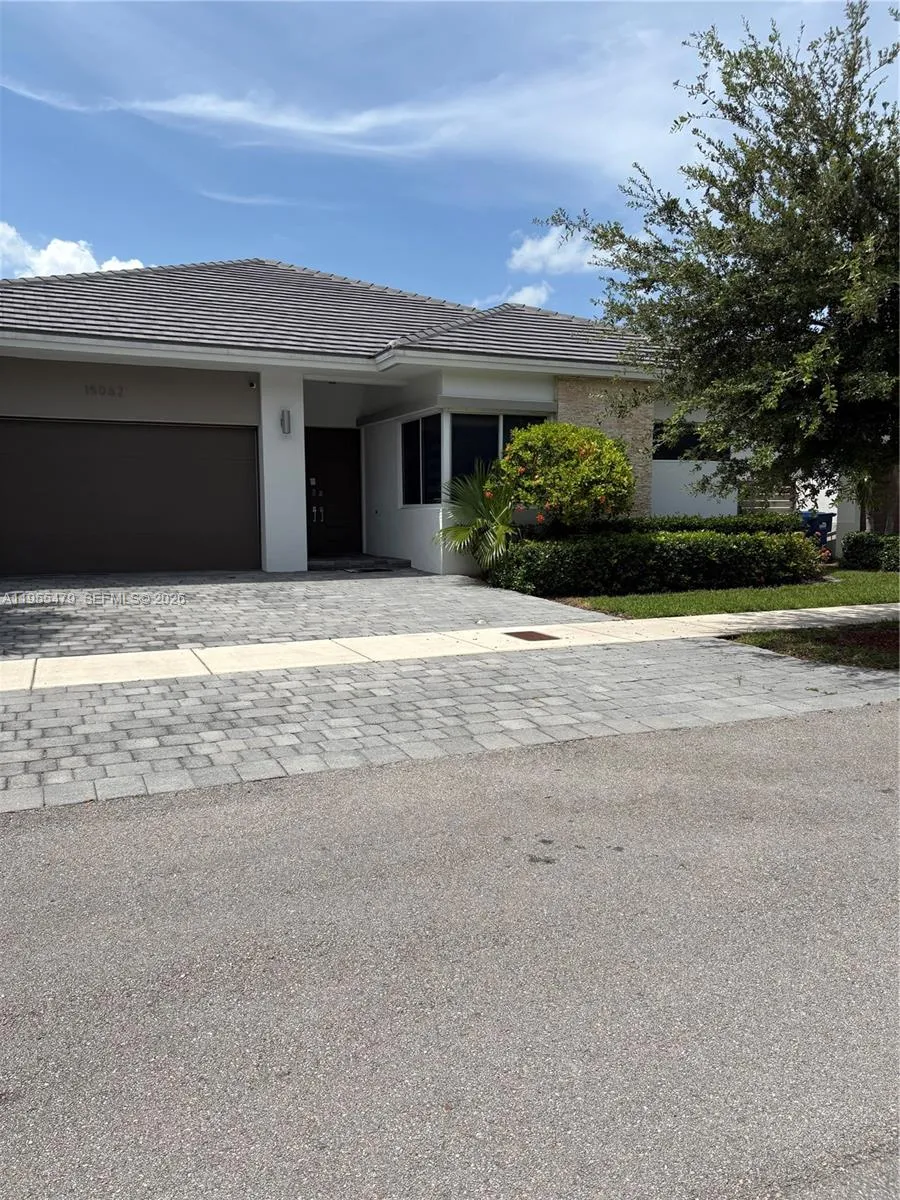 15062 SW 177th Ter Miami, FL 33187