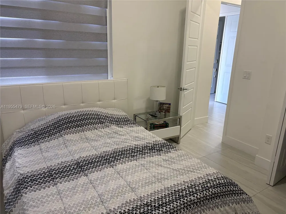 15062 SW 177th Ter Miami, FL 33187