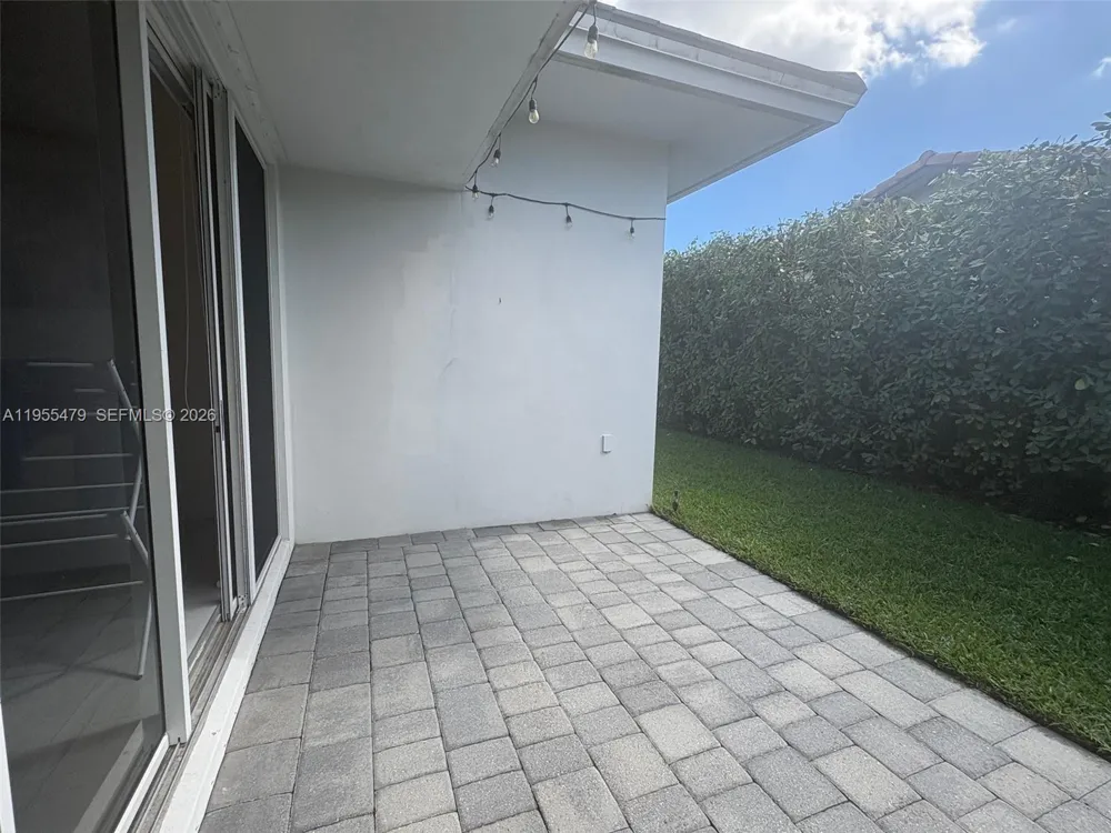 15062 SW 177th Ter Miami, FL 33187