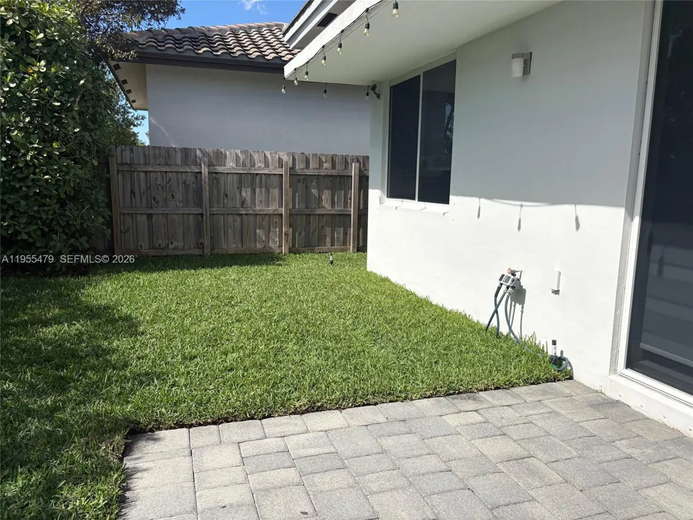 15062 SW 177th Ter Miami, FL 33187