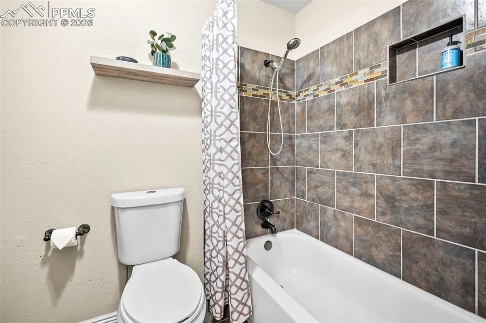 1682 Deer Creek Road Monument, CO 80132