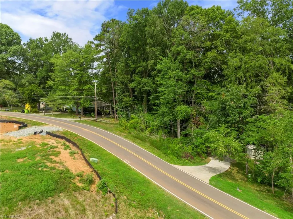 1349 Hickory Point Drive Lexington, NC 27292