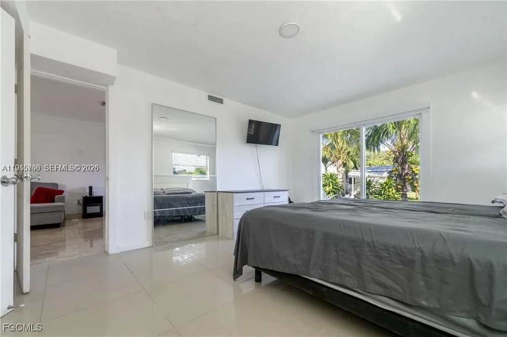 947 NE 149 #1 #1 North Miami, FL 33960