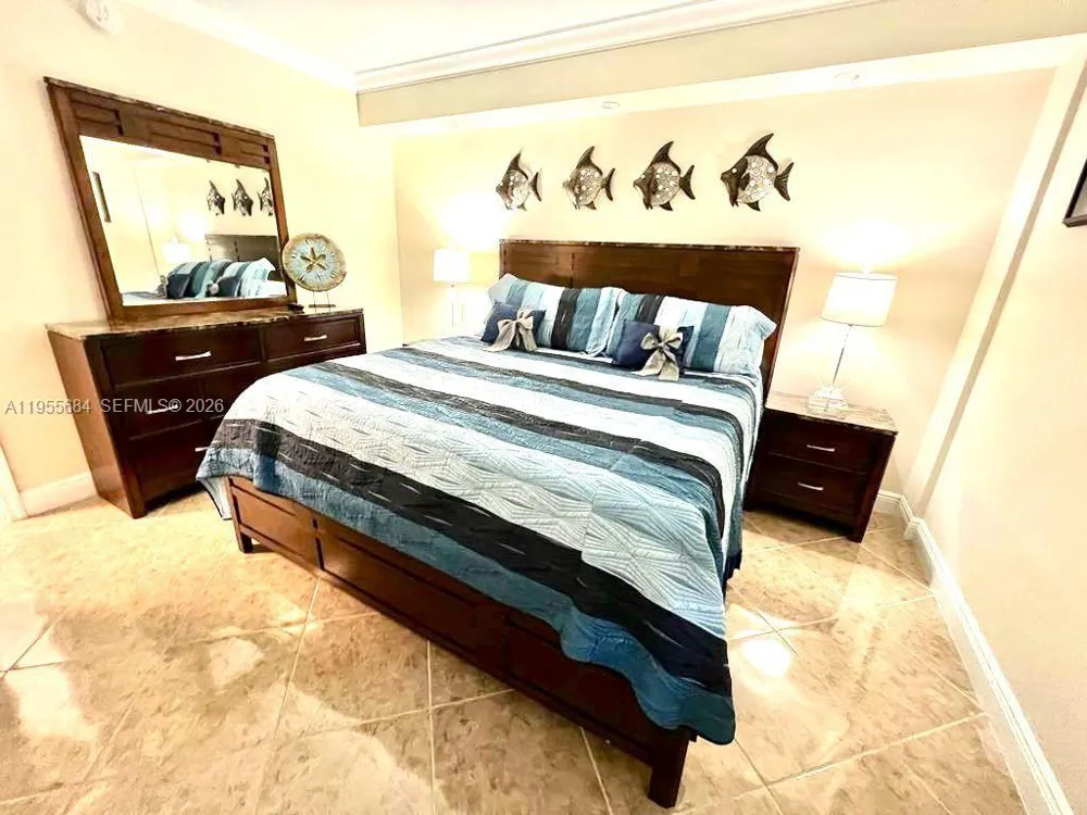 3801 S Ocean Dr #2C Hollywood, FL 33019