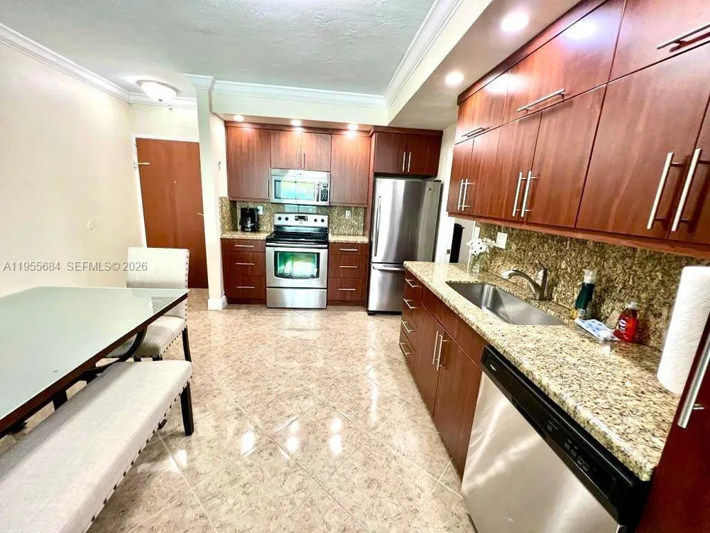 3801 S Ocean Dr #2C Hollywood, FL 33019