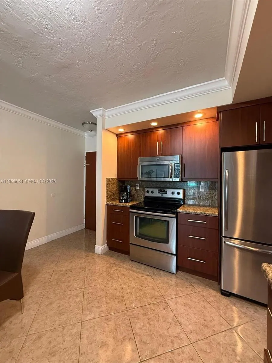 3801 S Ocean Dr #2C Hollywood, FL 33019