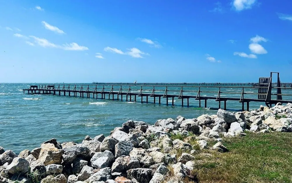 160 Lago Vista Drive Rockport, TX 78382