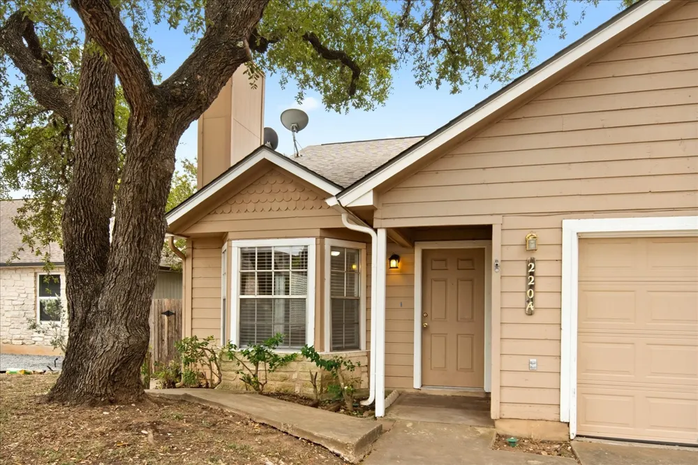 220 Sailmaster Street #A Lakeway, TX 78734