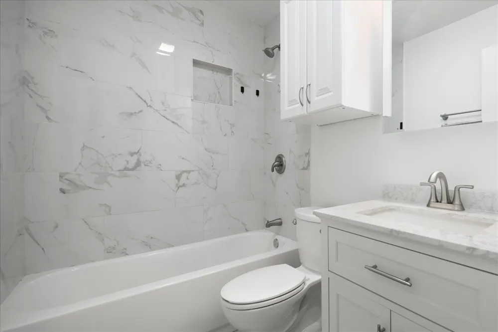220 Sailmaster Street #A Lakeway, TX 78734