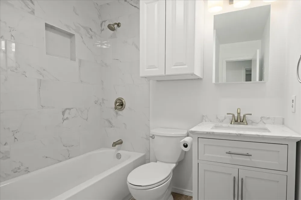 220 Sailmaster Street #A Lakeway, TX 78734