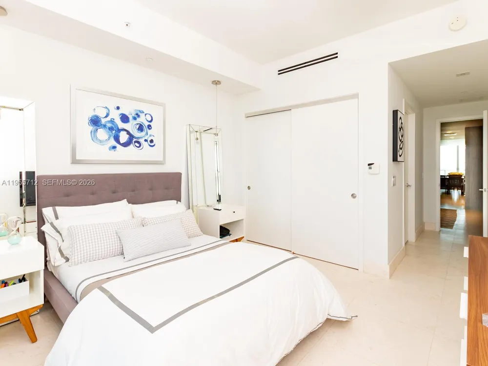 360 Ocean Dr #606S Key Biscayne, FL 33149