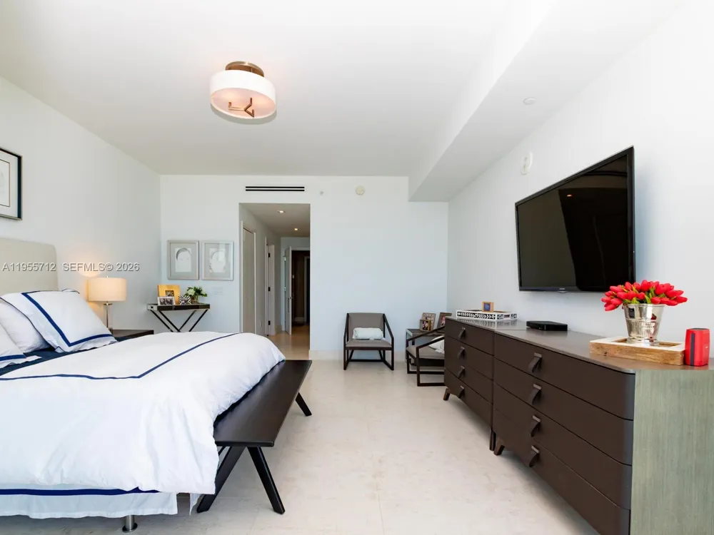 360 Ocean Dr #606S Key Biscayne, FL 33149