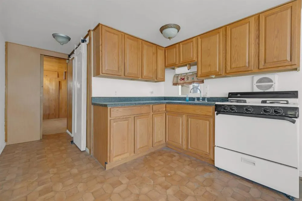 6226 Split Mountain Road Borrego Springs, CA 92004