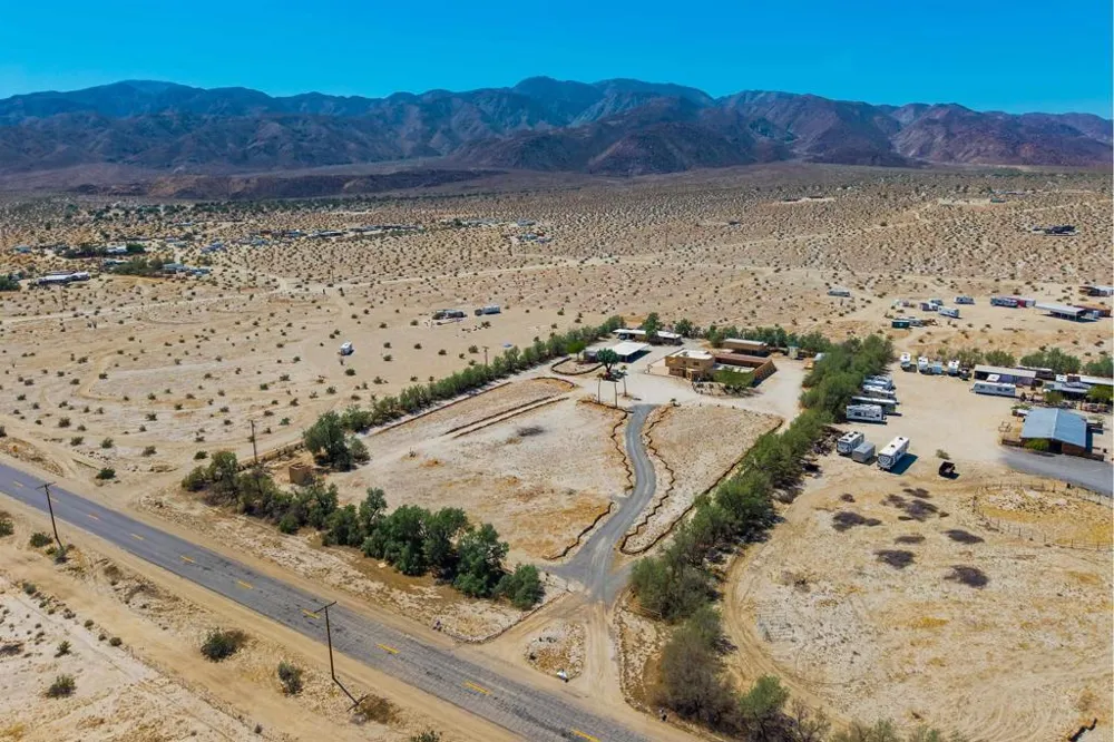 6226 Split Mountain Road Borrego Springs, CA 92004