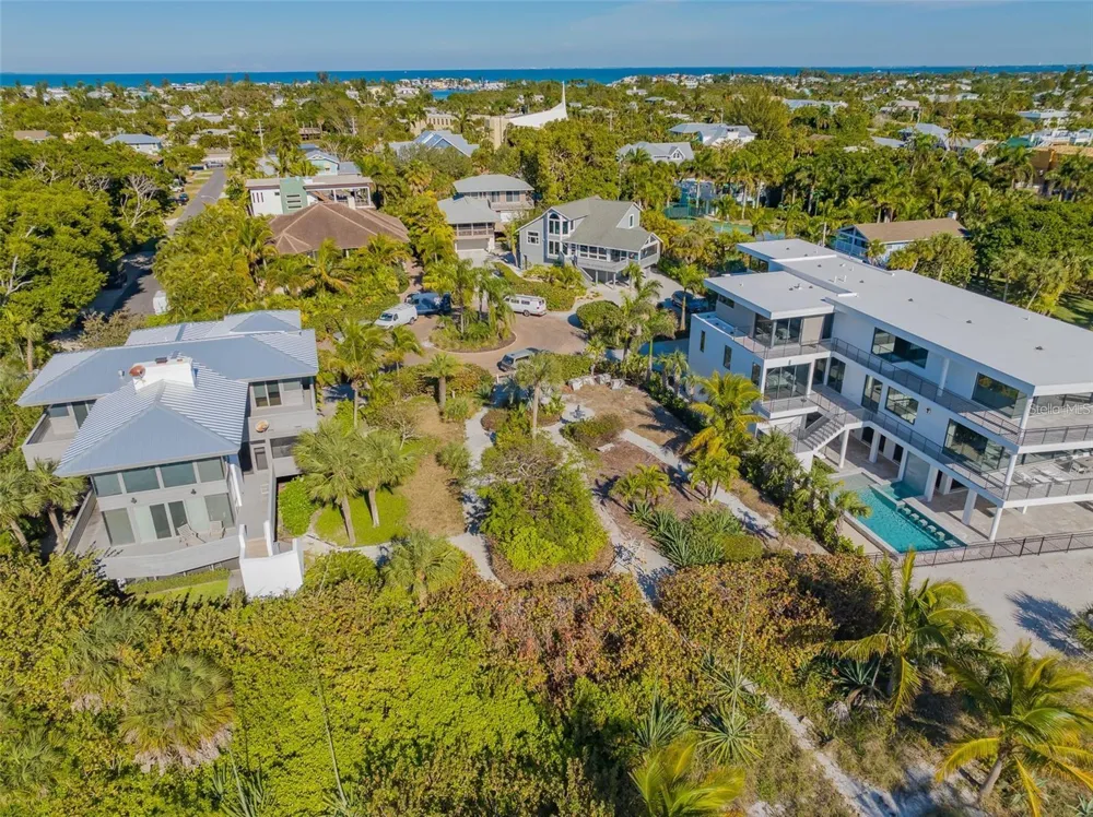 102 SUNSET LANE Holmes Beach, FL 34217