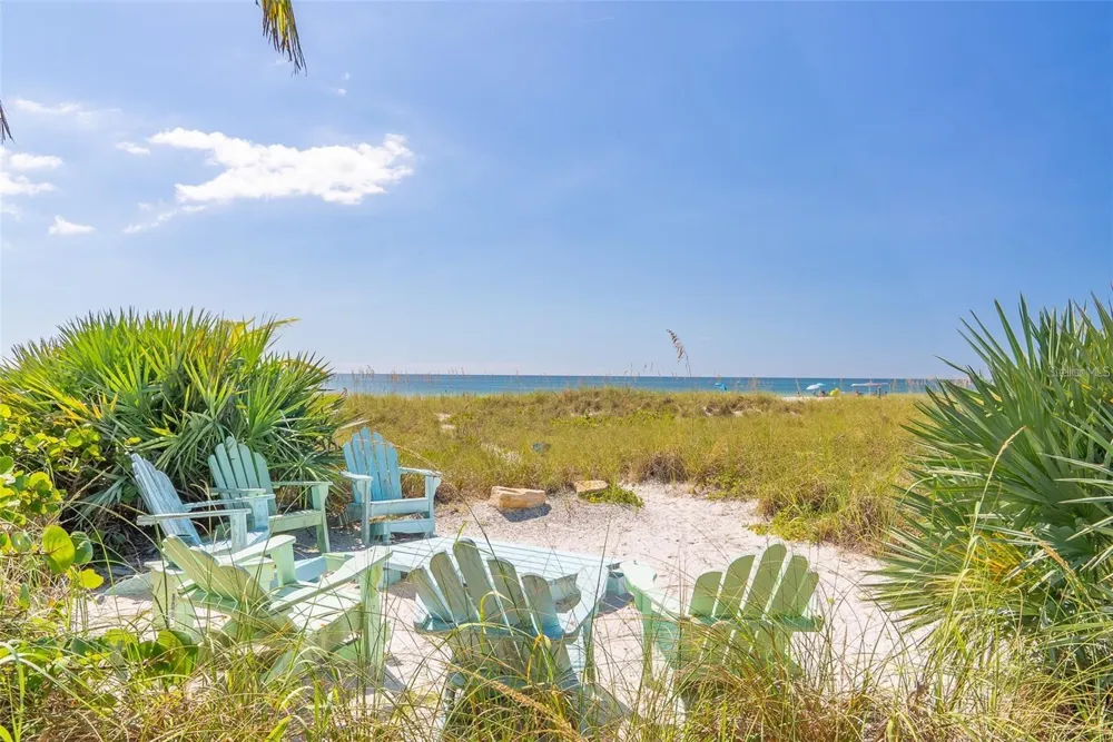 102 SUNSET LANE Holmes Beach, FL 34217