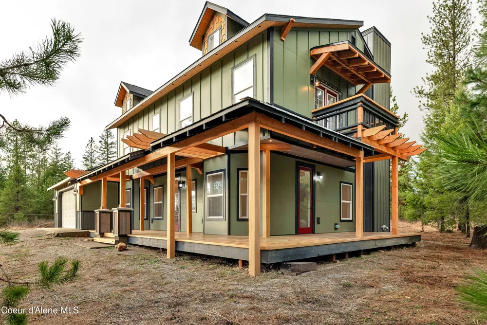 81 Angelina Priest River, ID 83856