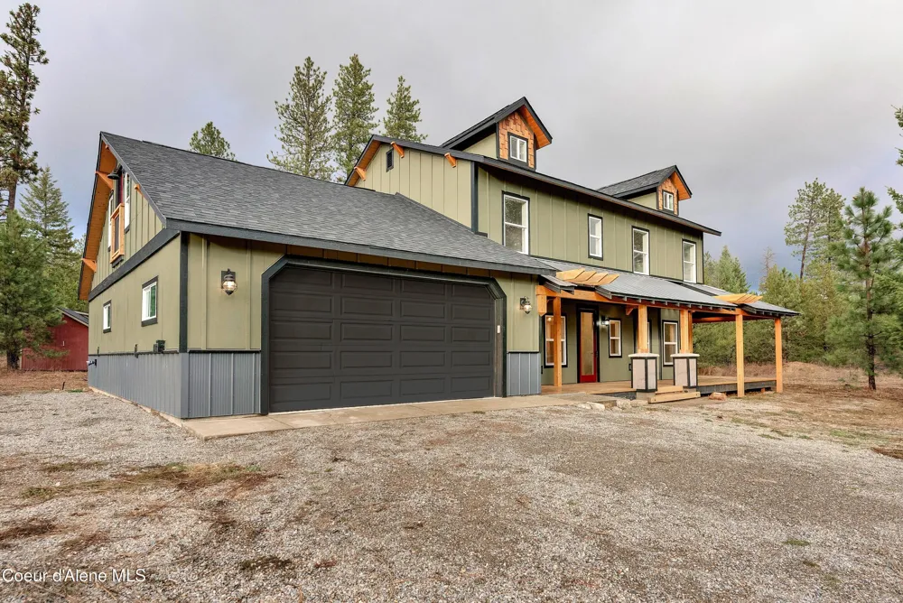81 Angelina Priest River, ID 83856