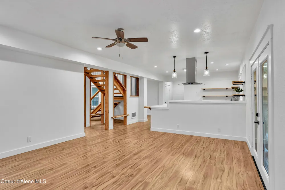 81 Angelina Priest River, ID 83856