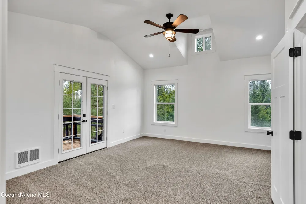 81 Angelina Priest River, ID 83856