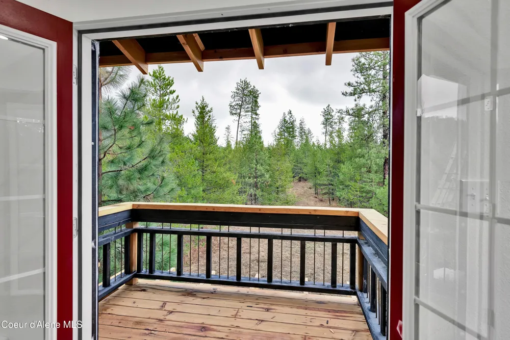 81 Angelina Priest River, ID 83856