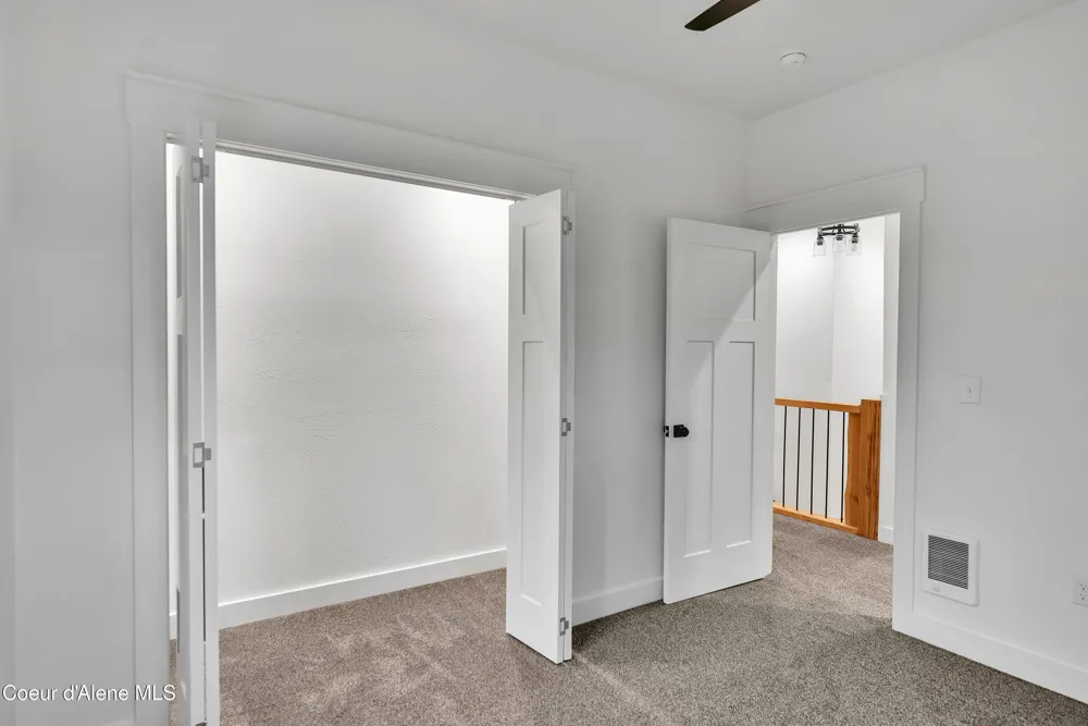81 Angelina Priest River, ID 83856