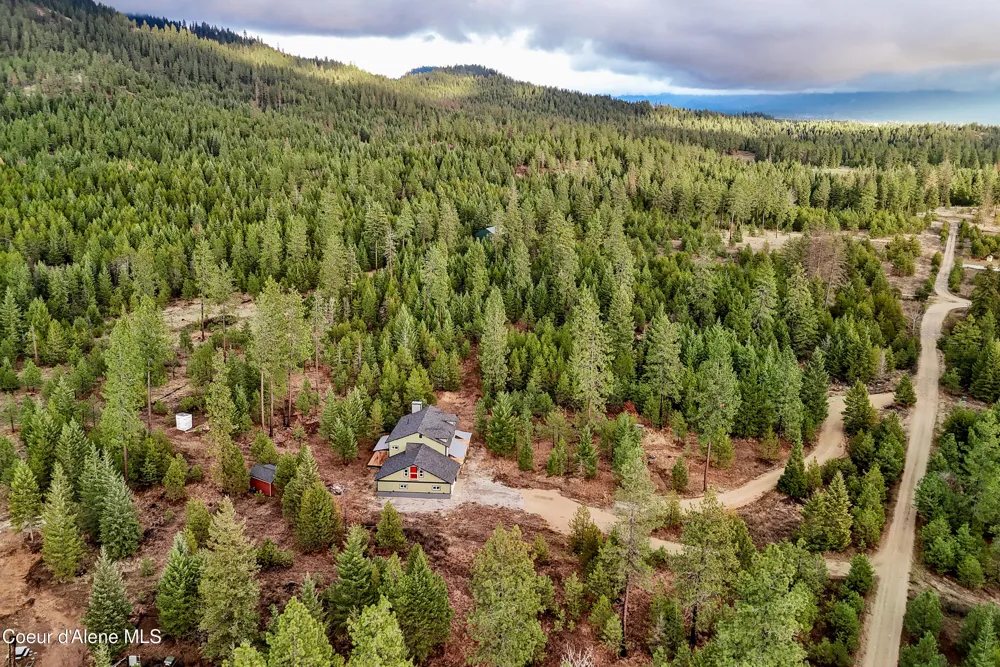 81 Angelina Priest River, ID 83856