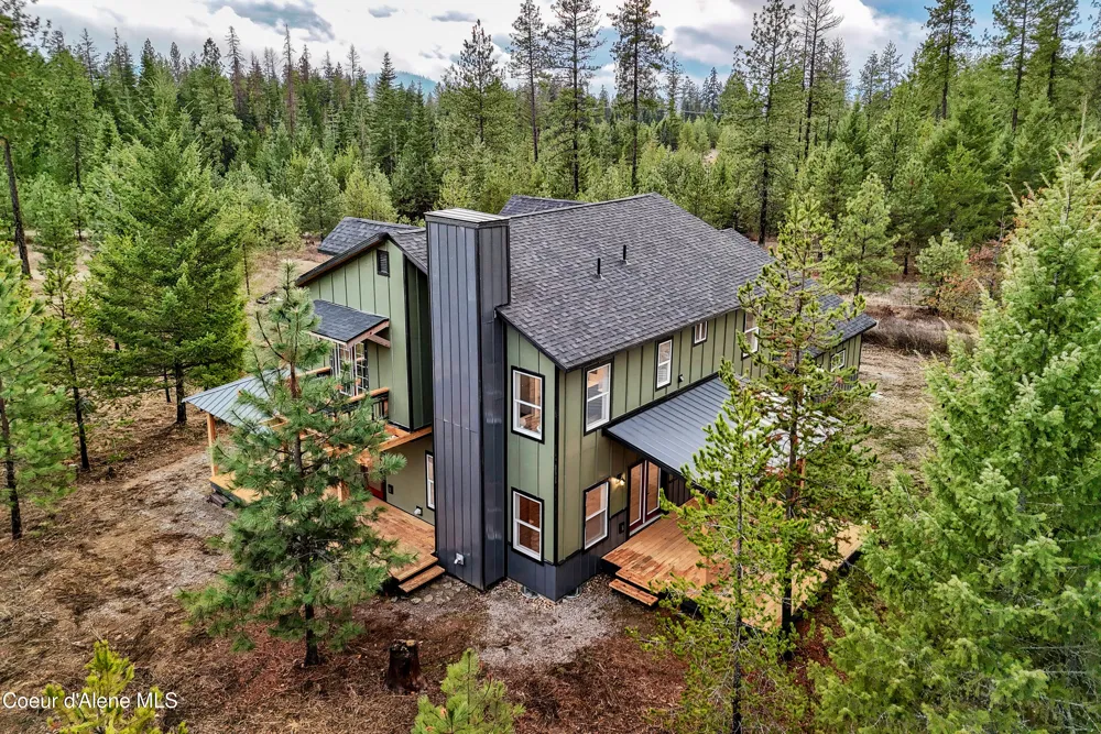 81 Angelina Priest River, ID 83856
