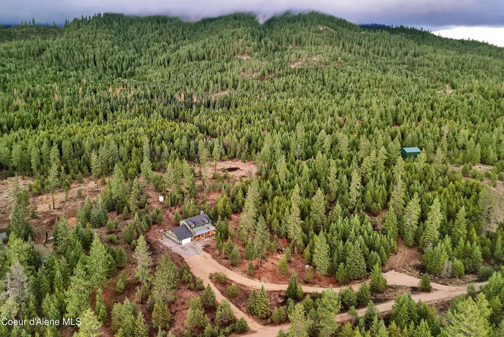 81 Angelina Priest River, ID 83856