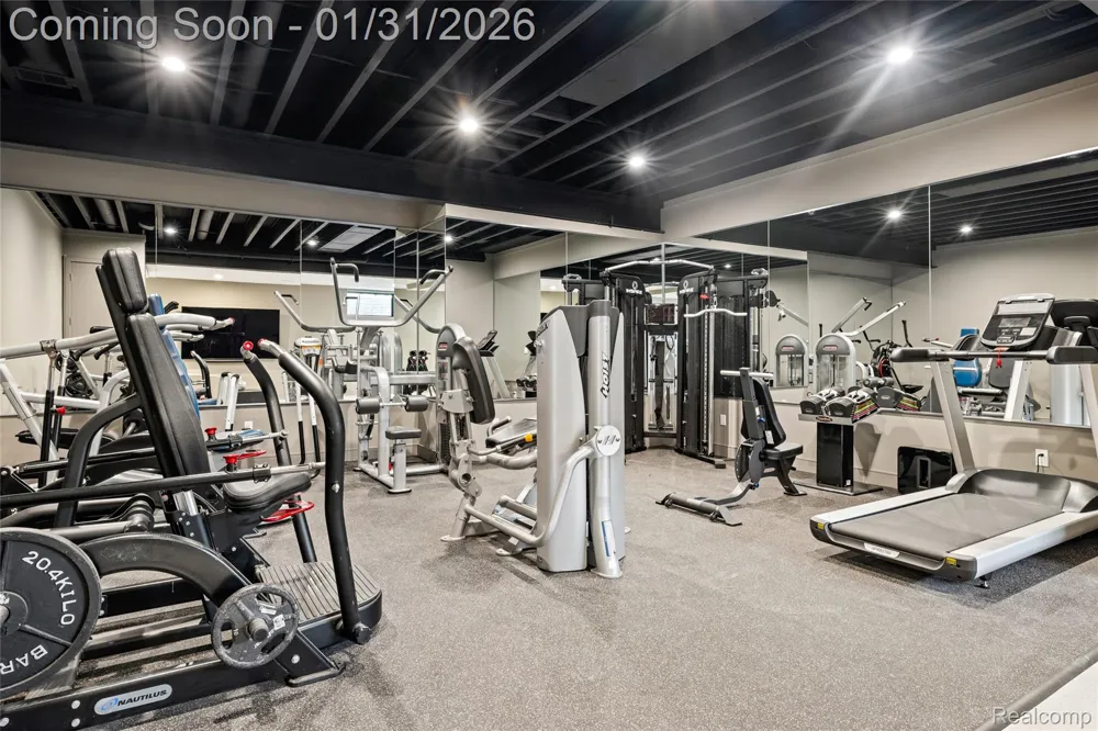 4512 Pinnacle Boulevard Oakland Charter Township, MI 48306
