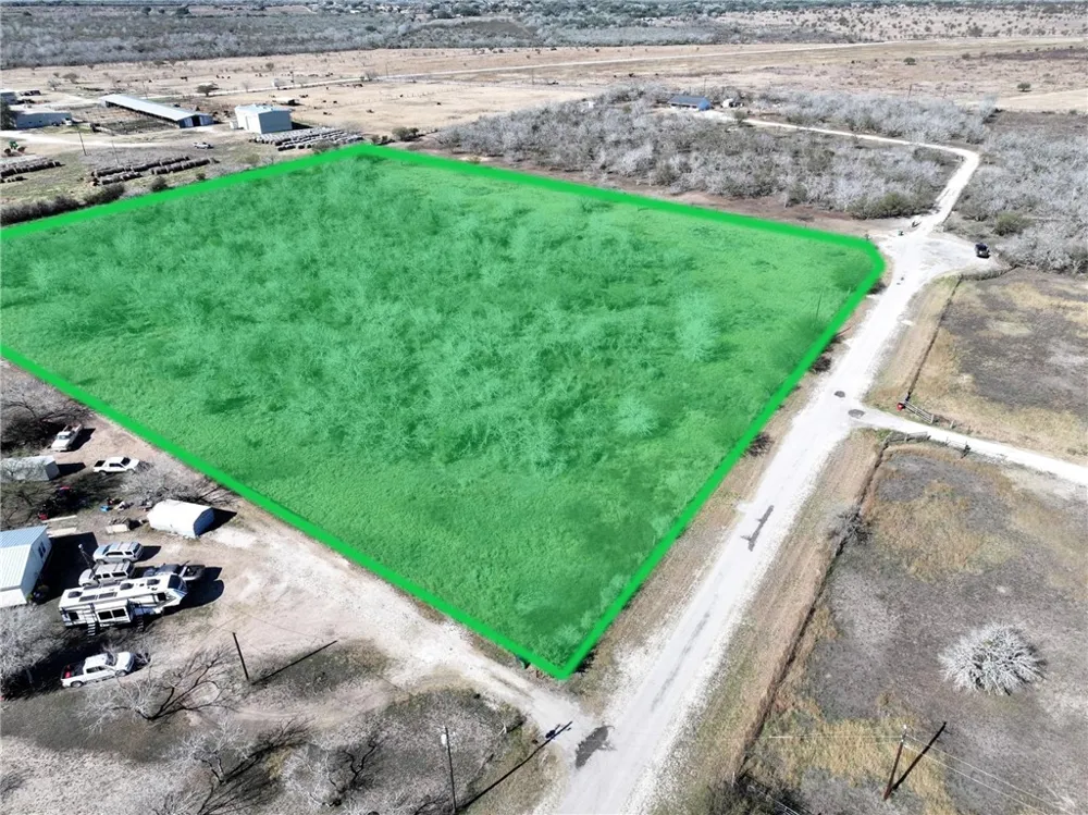 219 Nopal Drive Beeville, TX 78102