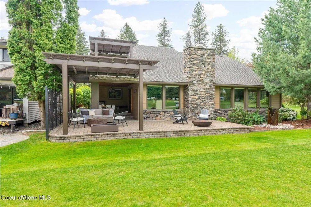 1665 E Club Lane Hayden Lake, ID 83835