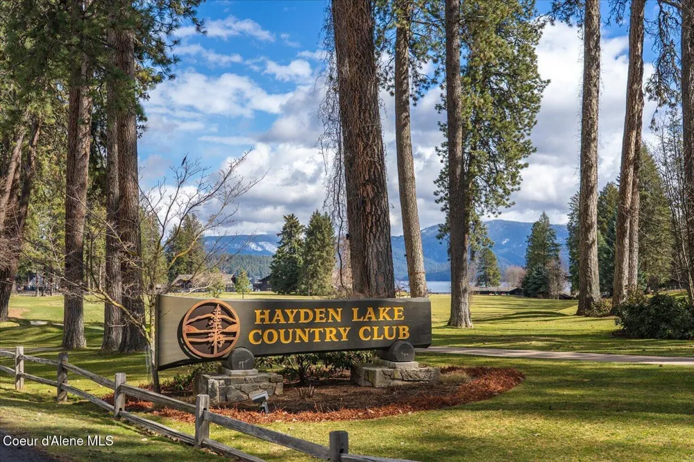 1665 E Club Lane Hayden Lake, ID 83835
