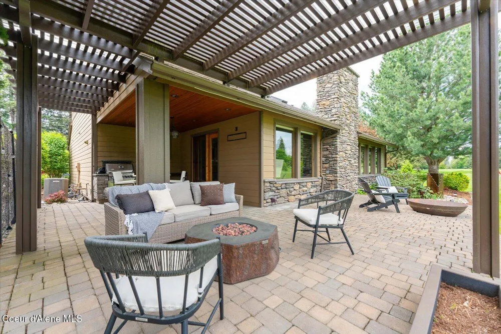 1665 E Club Lane Hayden Lake, ID 83835