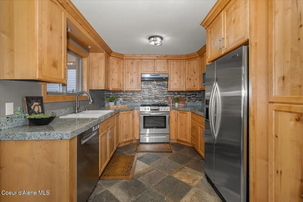 1665 E Club Lane Hayden Lake, ID 83835
